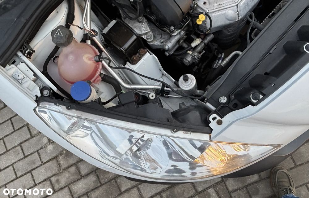 Peugeot 308 95 VTi Filou - 38