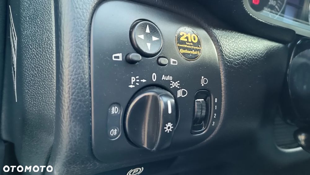 Mercedes-Benz Klasa C 180 Kompressor Avantgarde - 26