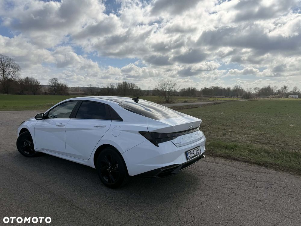 Hyundai Elantra 1.6 Smart CVT - 4