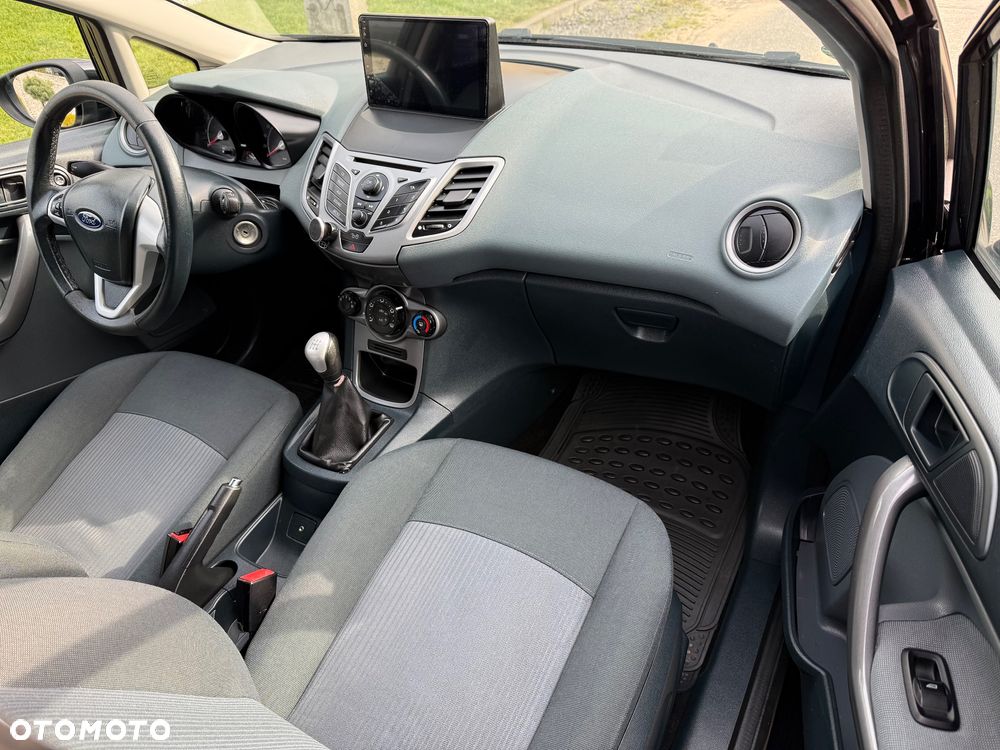 Ford Fiesta 1.25 Ambiente - 18