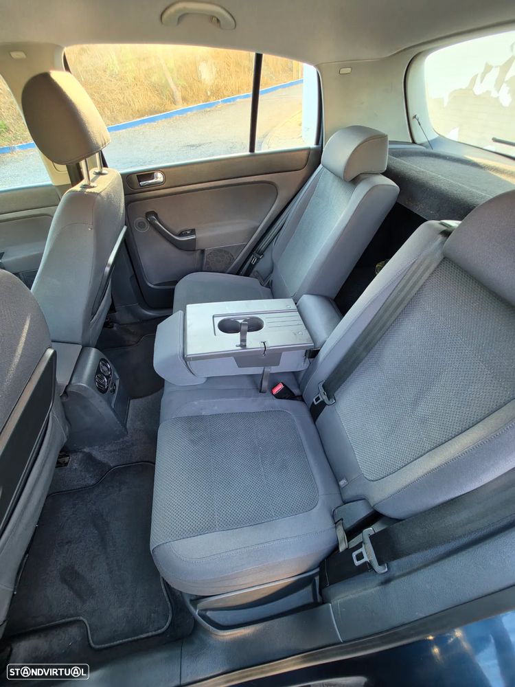 VW Golf Plus - 12