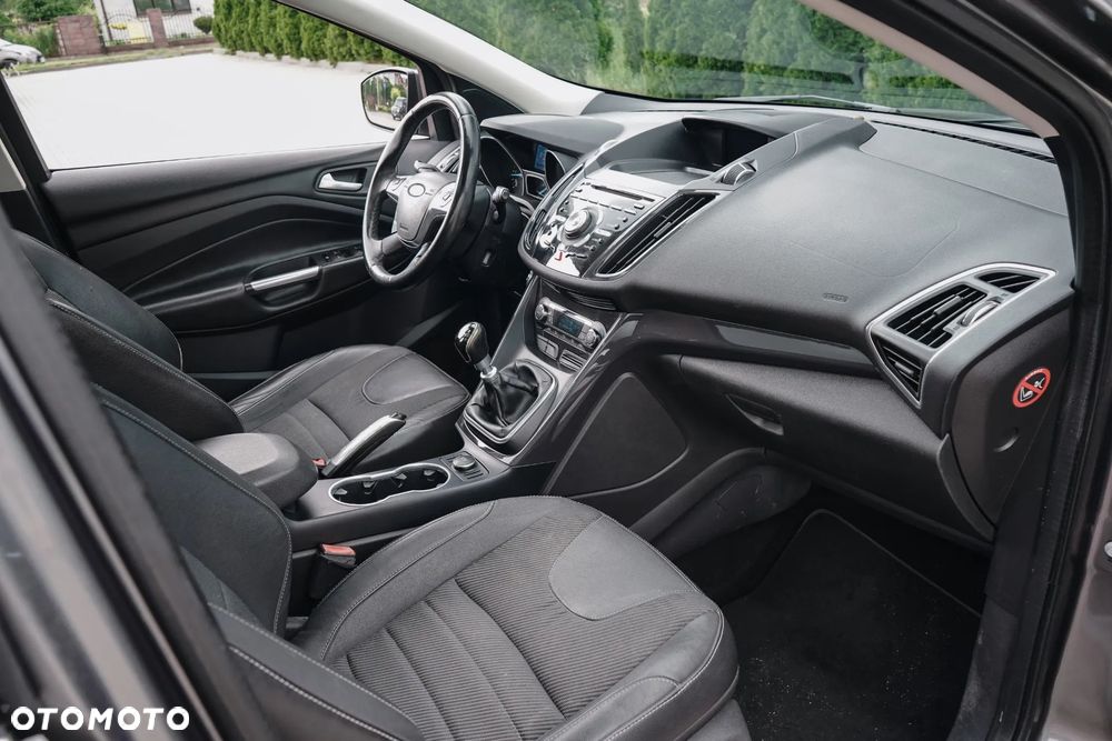 Ford Kuga 2.0 TDCi Titanium S - 26