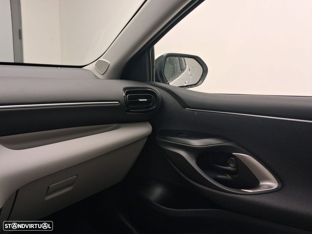 Toyota Yaris 1.5 HDF Luxury - 30