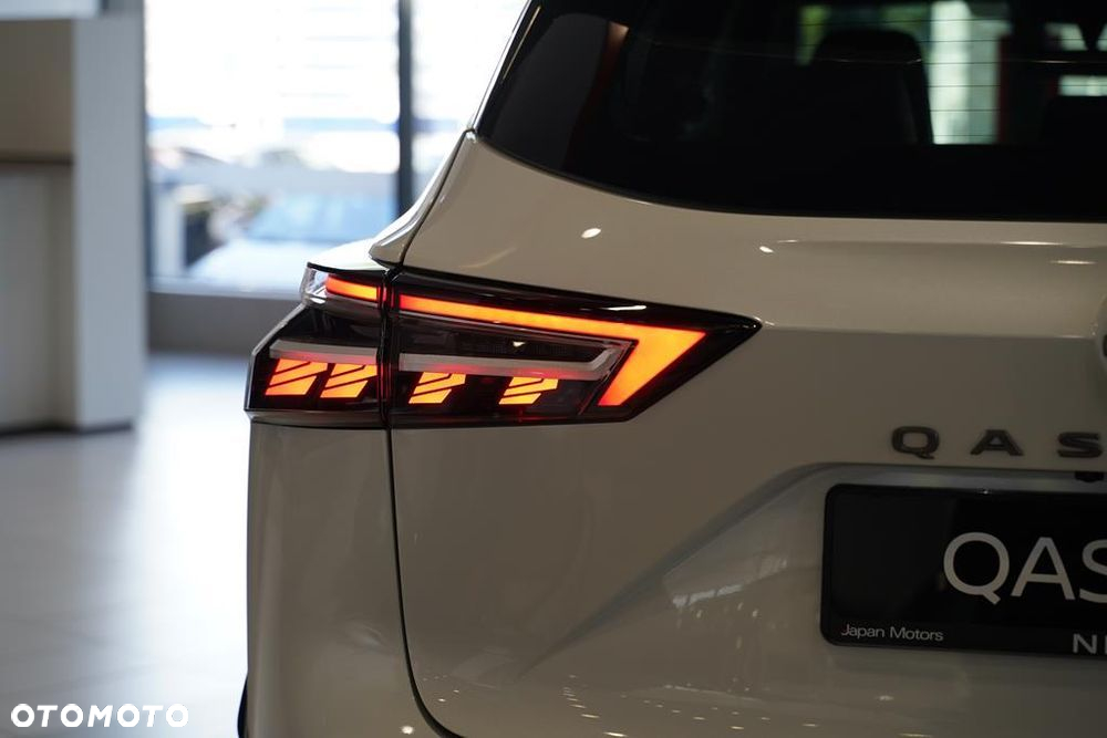 Nissan Qashqai 1.3 DIG-T mHEV N-Connecta Xtronic - 21