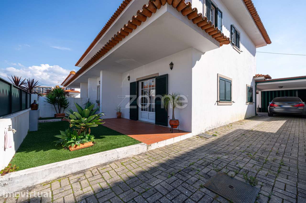 Moradia T3, Geminada, em Oliveira de Azeméis - Grande imagem: 5/36