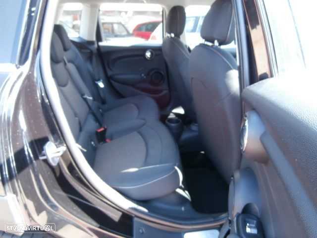 MINI 5 Portas One D - 30