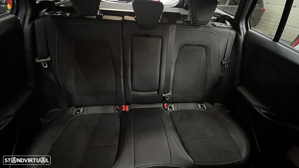 Ford Focus SW 2.3 EcoBoost S&S ST - 33