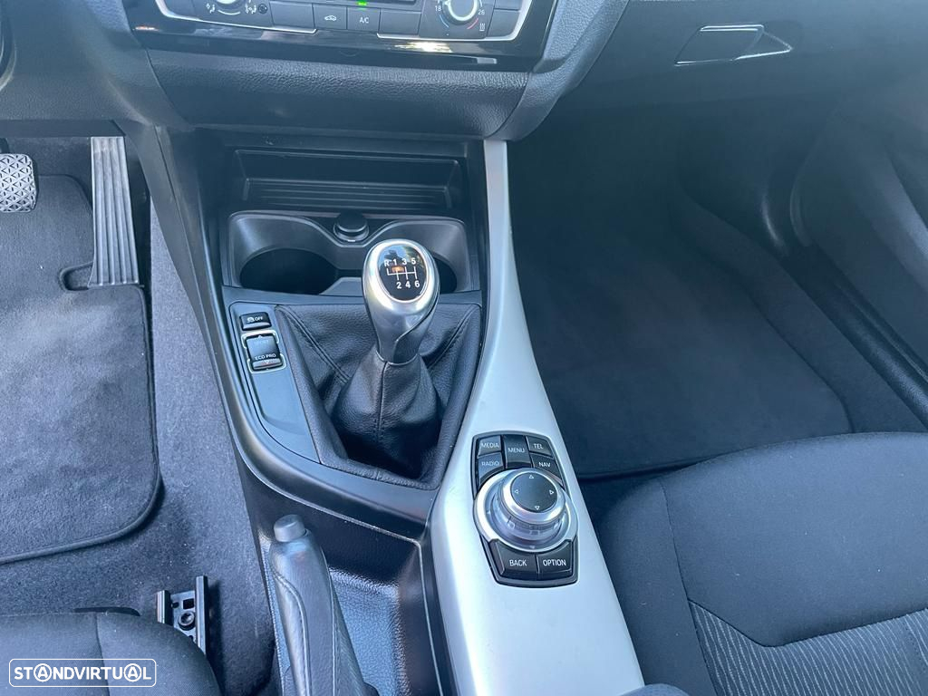 BMW 116 d EfficientDynamics - 16