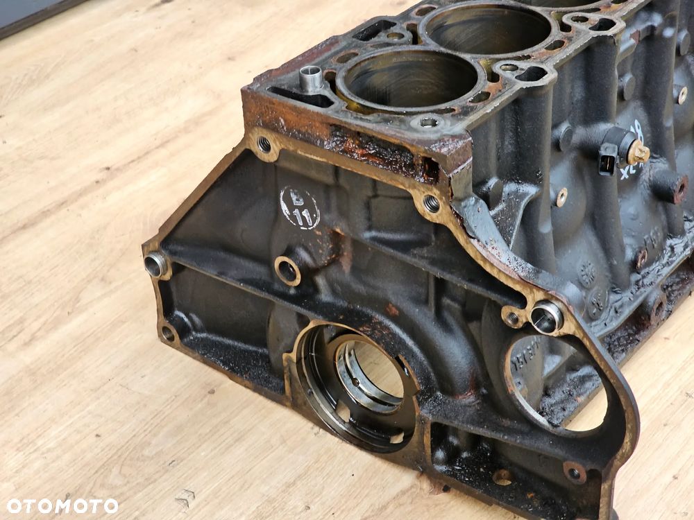 BLOK SILNIKA OPEL VECTRA C SIGNUM ASTRA H ZAFIRA B 1.8 B Z18XER 315032144 55559703 - 5
