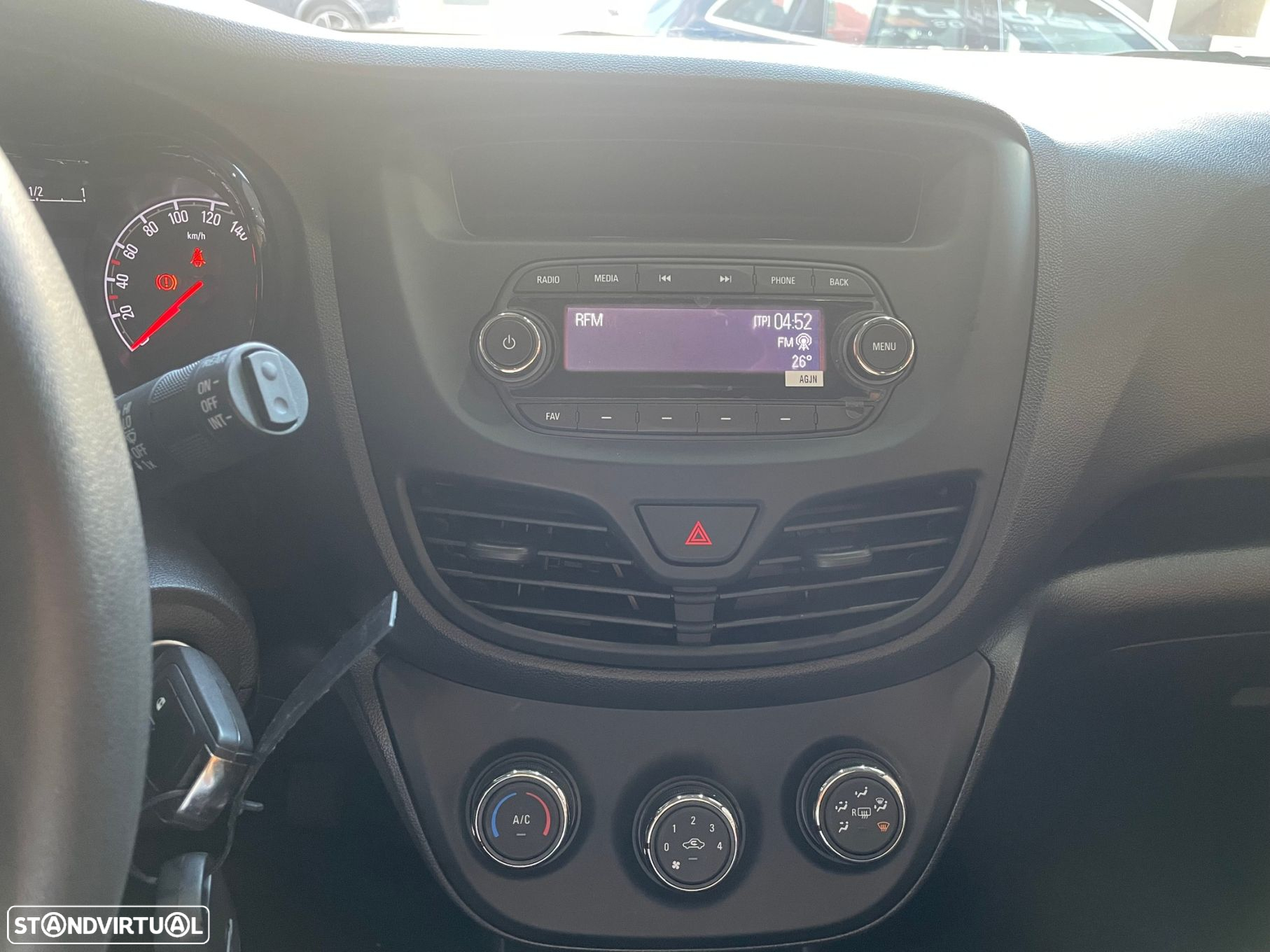 Opel Karl 1.0 - 15