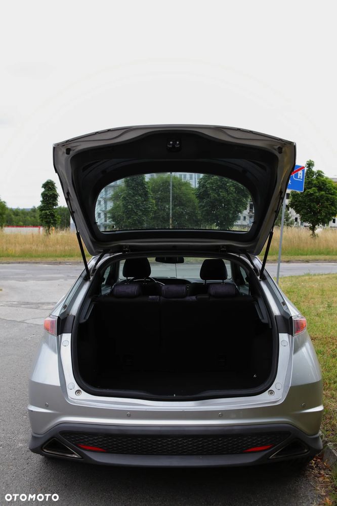 Honda Civic 1.8i-VTEC Type S - 3