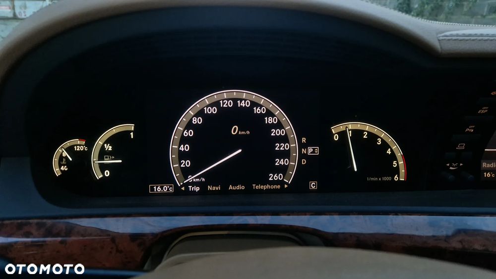 Mercedes-Benz Klasa S 320 CDI 4Matic DPF 7G-TRONIC - 27