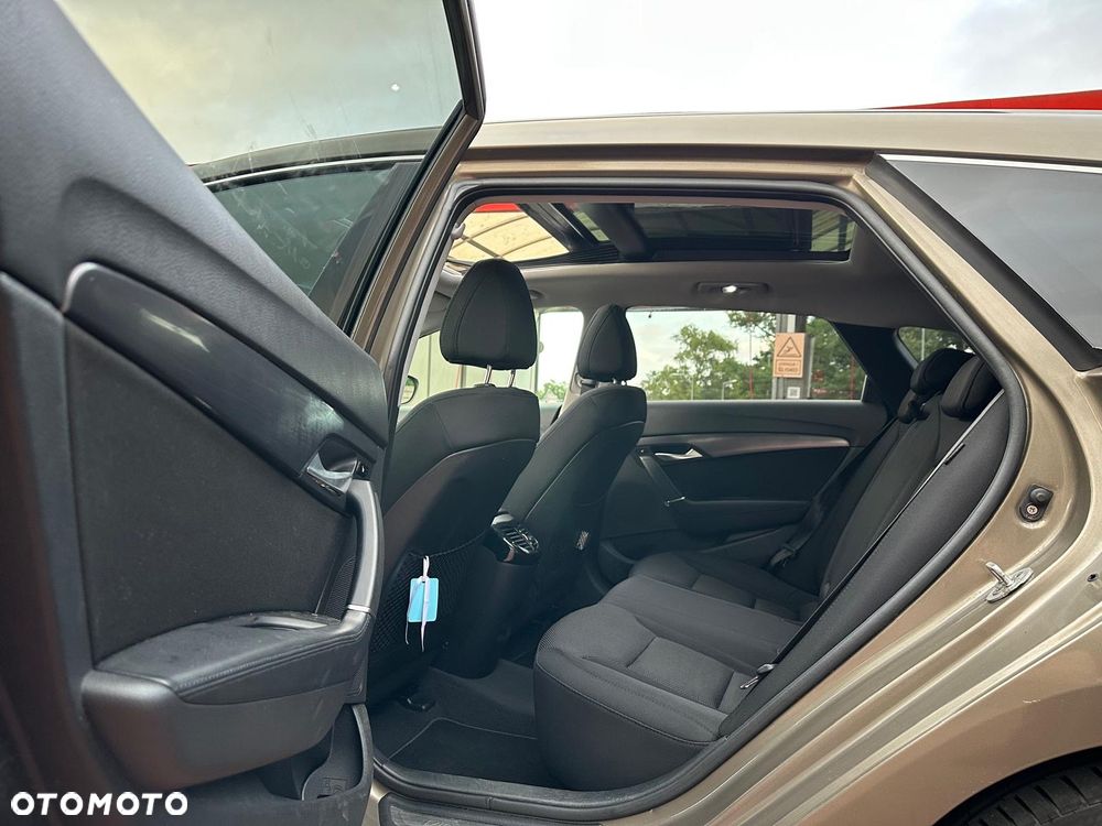 Hyundai i40 i40cw 1.7 CRDi Premium - 12