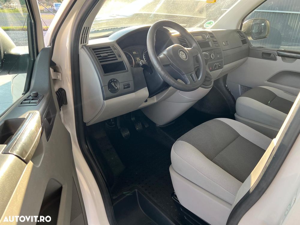 Volkswagen Transporter - 5