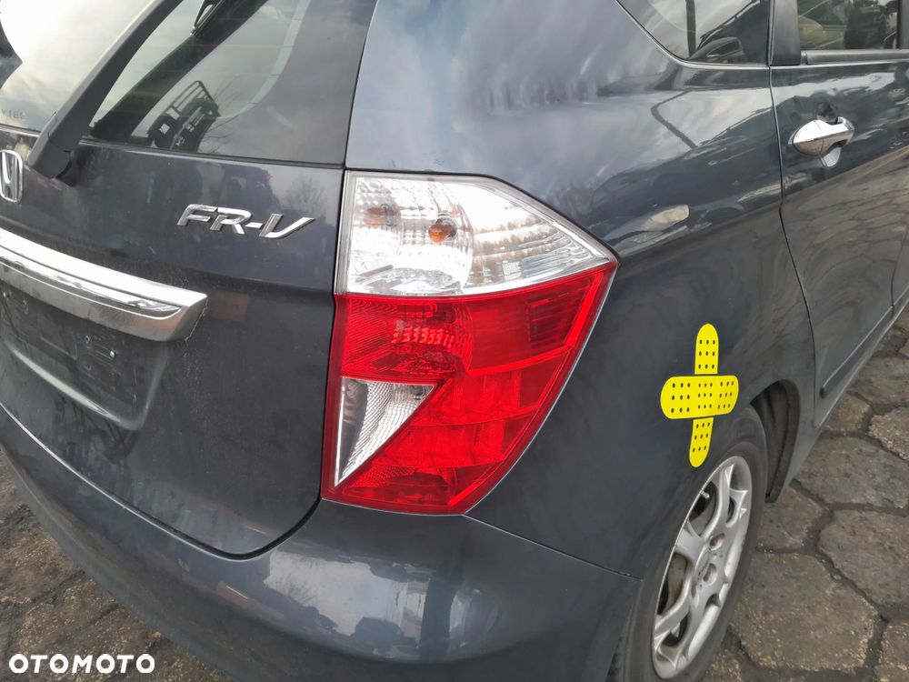 Lampa tylna prawa HONDA FR-V 05-09r. Europa - 2