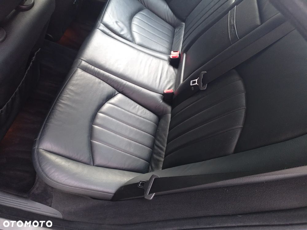 Mercedes-Benz Klasa E 320 CDI Elegance - 8