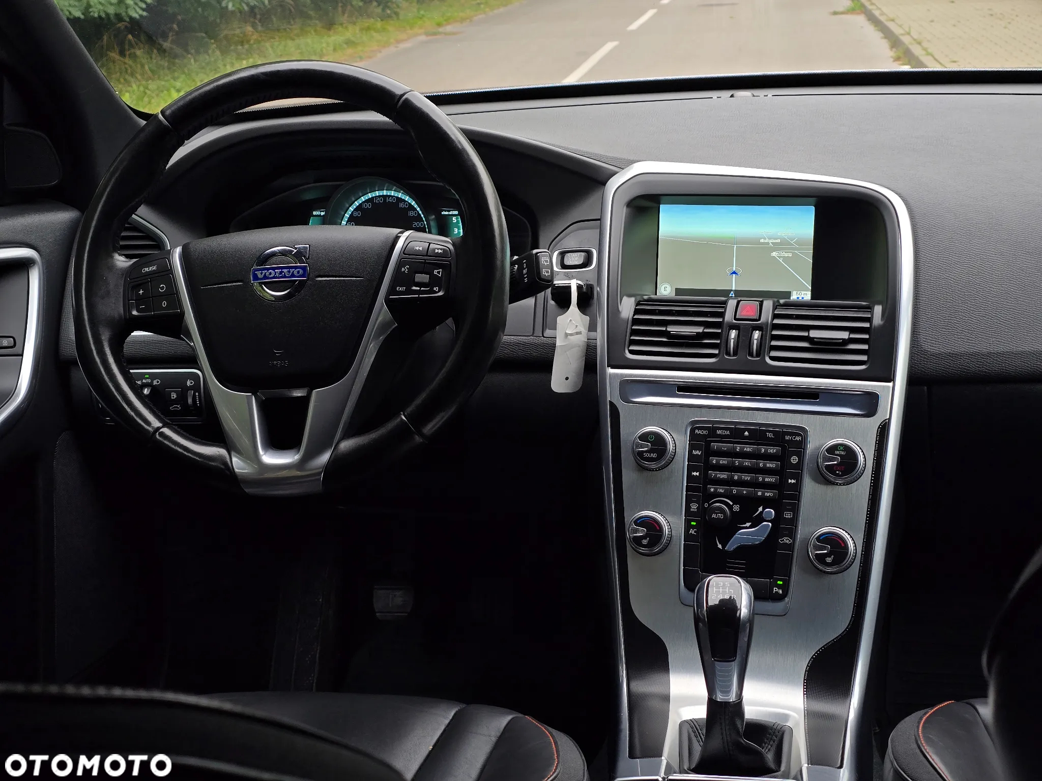 Volvo XC 60 D4 Ocean Race - 26