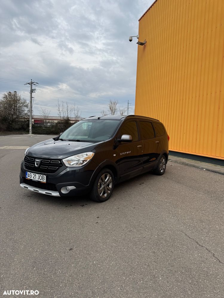 Dacia Lodgy 1.5 dCi 109 CP Stepway - 2