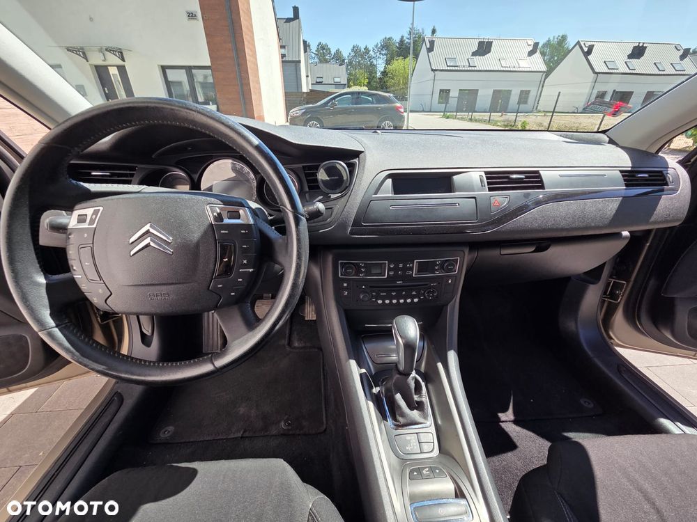 Citroën C5 HDi 135 FAP Confort - 9