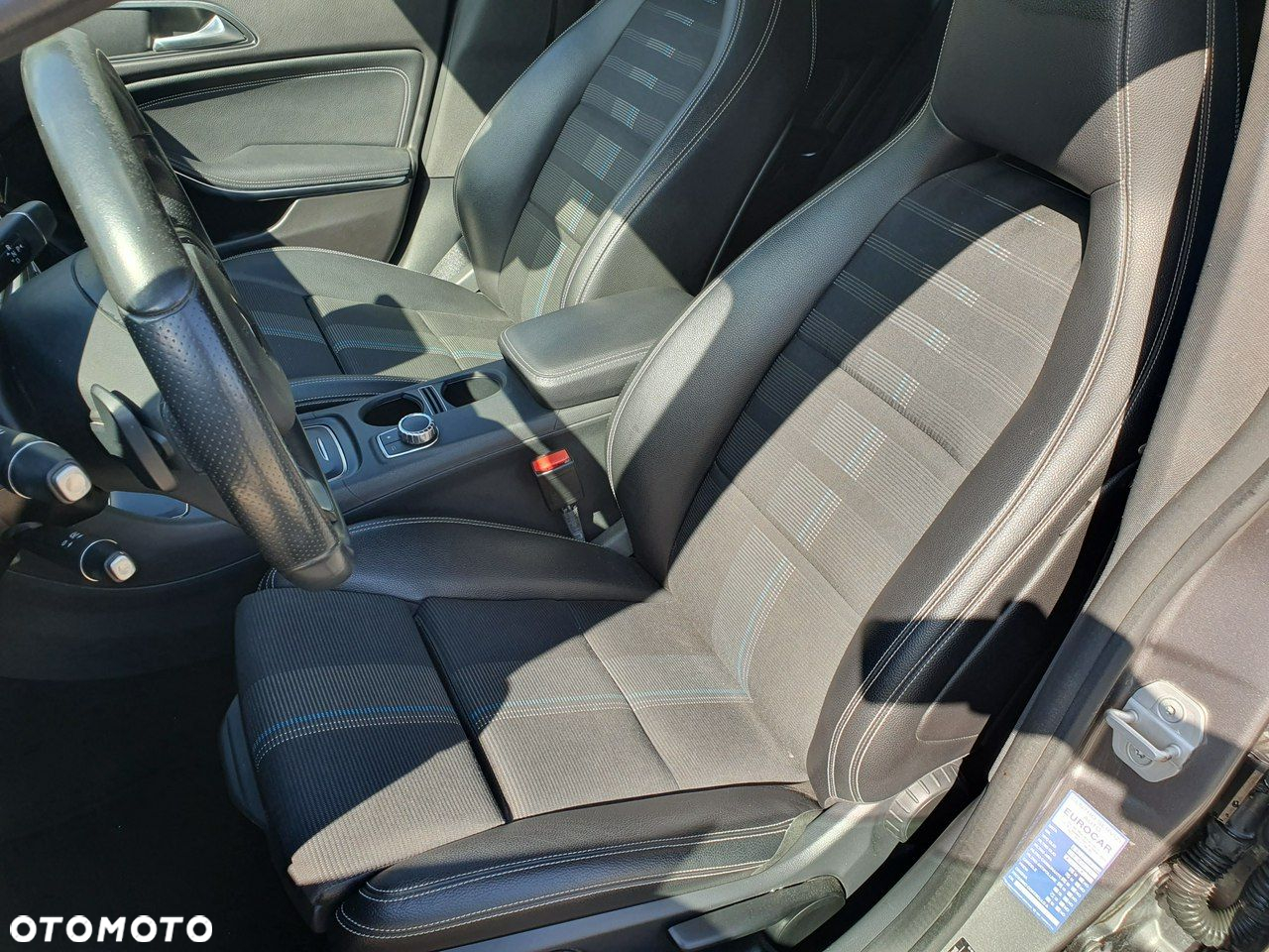 Mercedes-Benz CLA Shooting Brake 200 (CDI) d 7G-DCT - 12