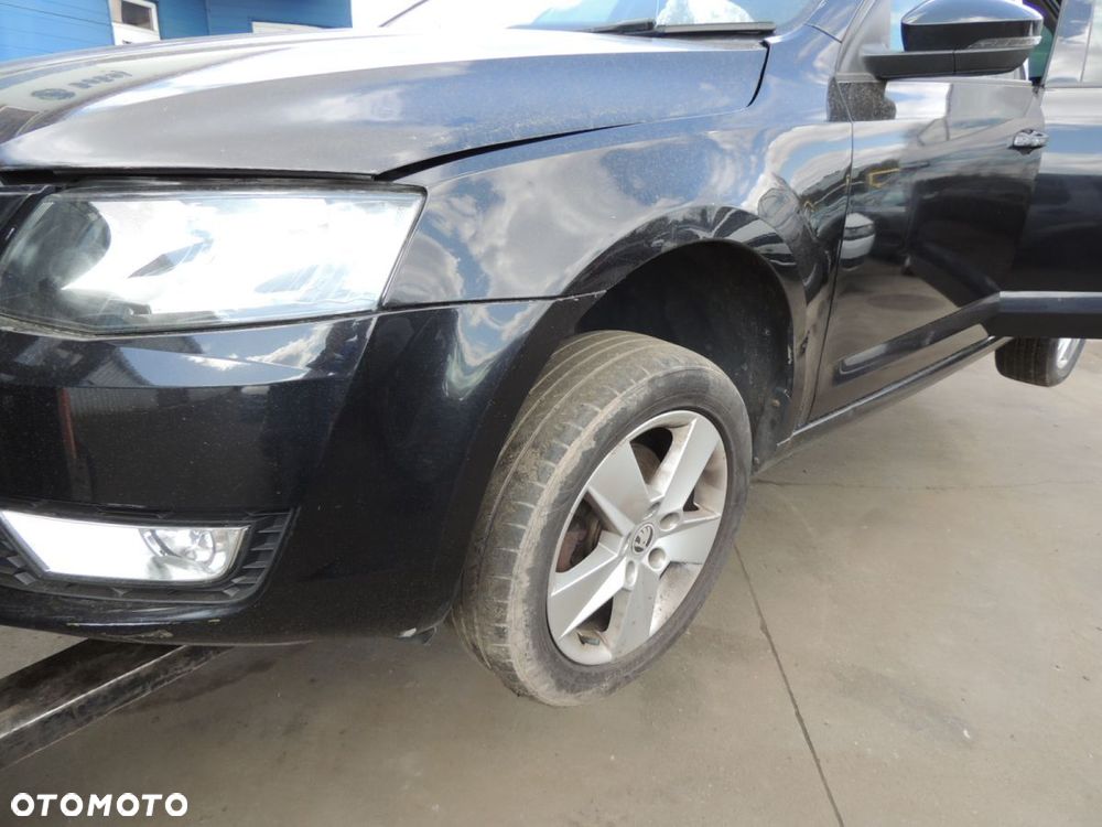 Ćwiartka nadwozia lewy przód SKODA Octavia III Liftback '16 - 1