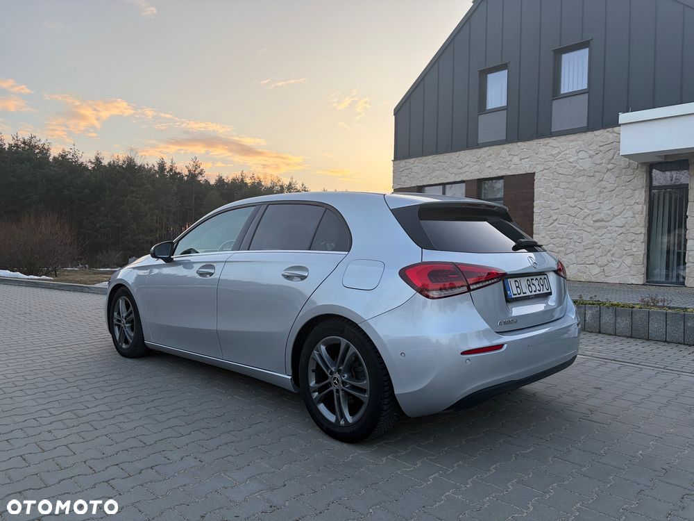Mercedes-Benz Klasa A 180 d Progressive 7G-DCT - 4