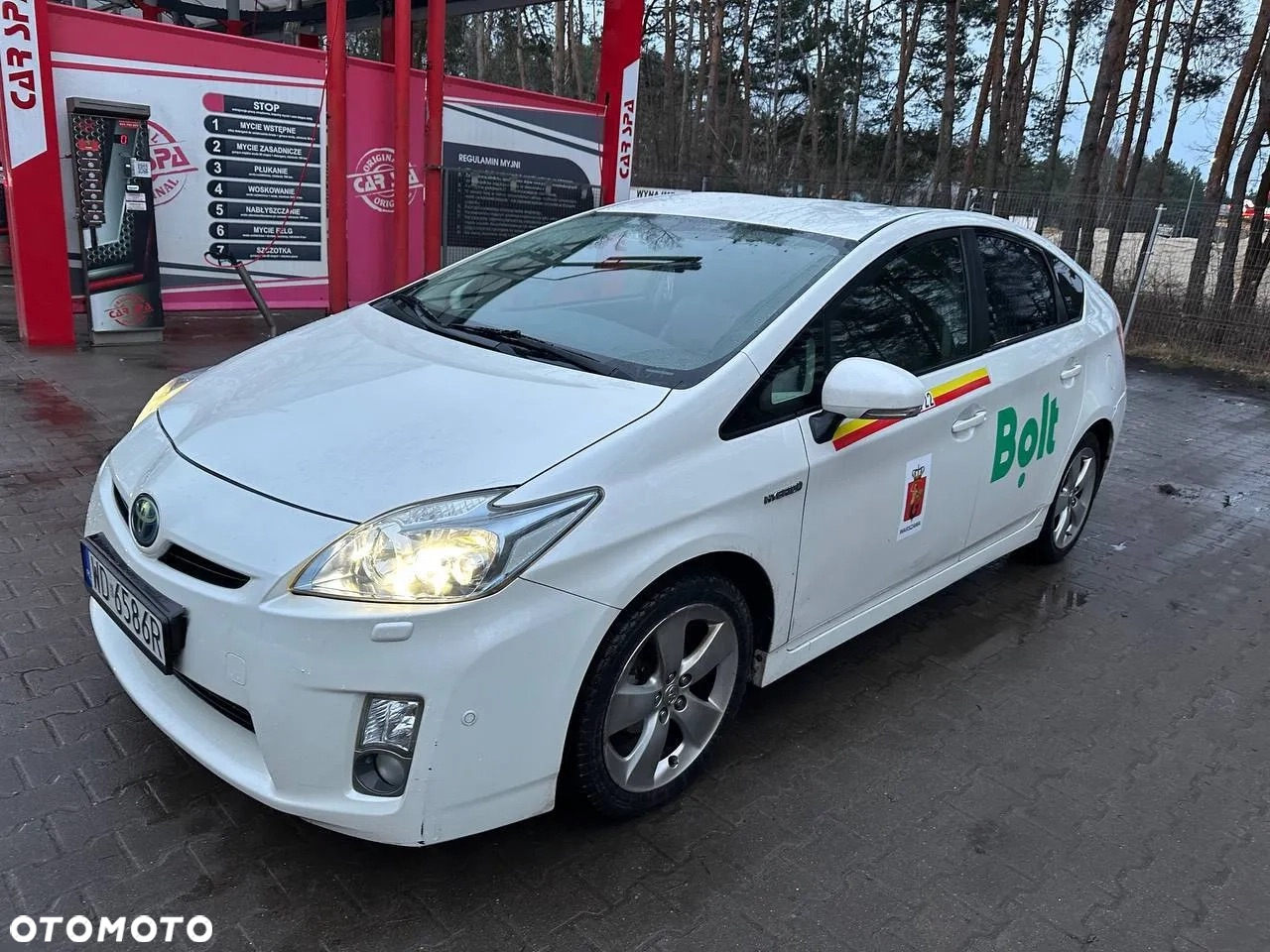 Toyota Prius 1.8 HSD Prestige - 7