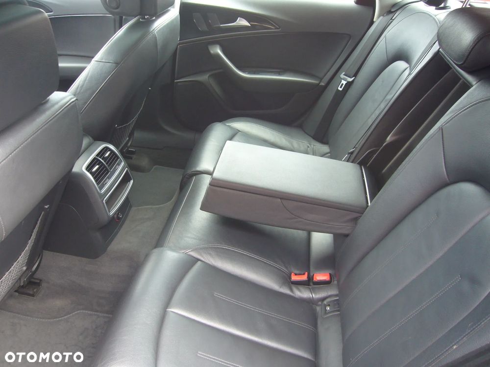 Audi A6 Avant - 13