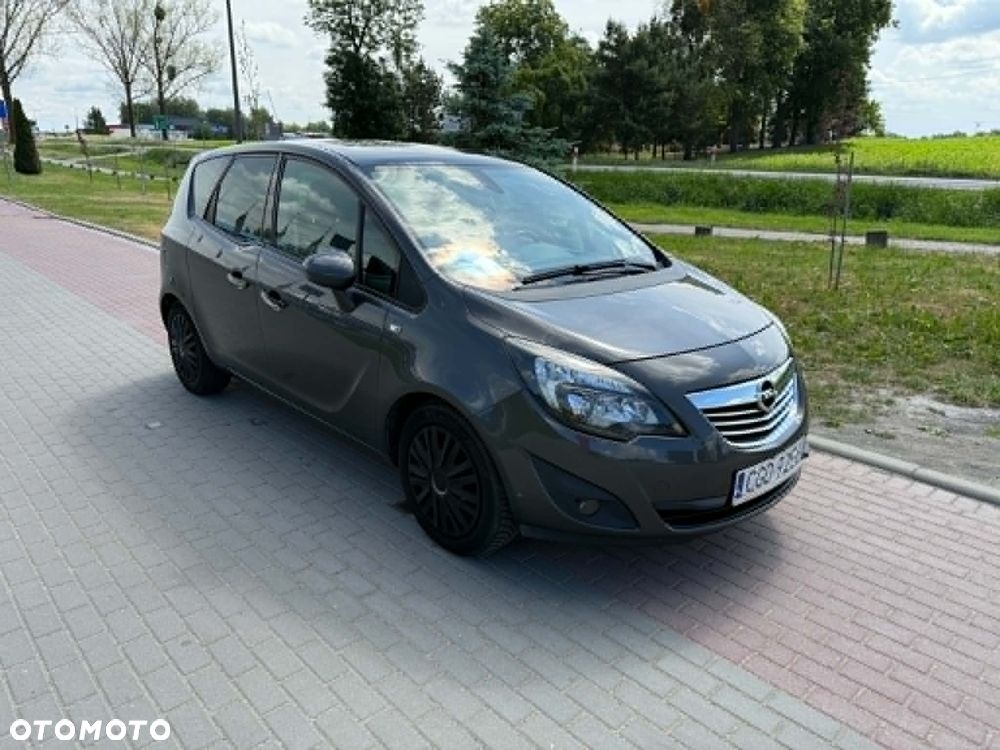 Opel Meriva 1.4 T Cosmo - 16