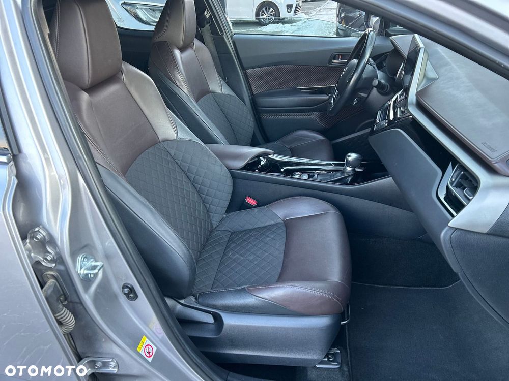 Toyota C-HR 1.8 Hybrid Prestige - 11