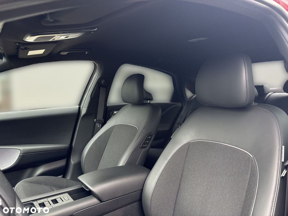 Hyundai IONIQ 6 77kWh Black Edition - 8