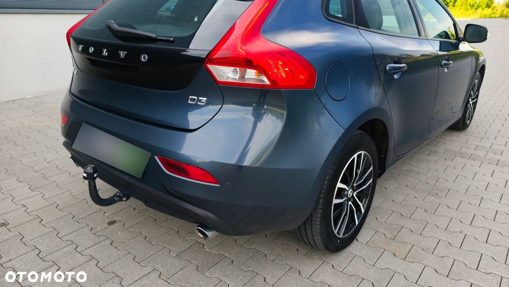 Volvo V40 D3 Momentum - 13