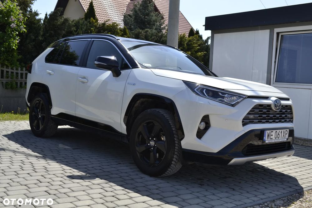 Toyota RAV4 - 9