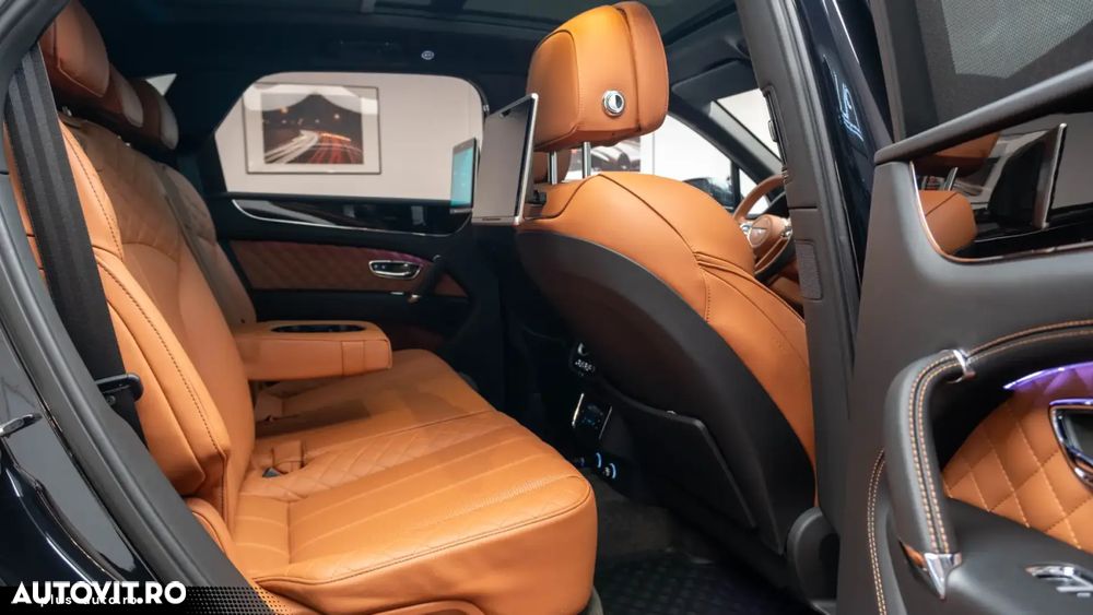 Bentley Bentayga - 28