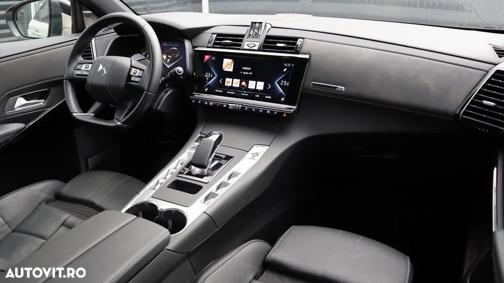 DS Automobiles DS 7 Crossback 1.6 PHeV AWD 300 EAT8 OPERA - 24