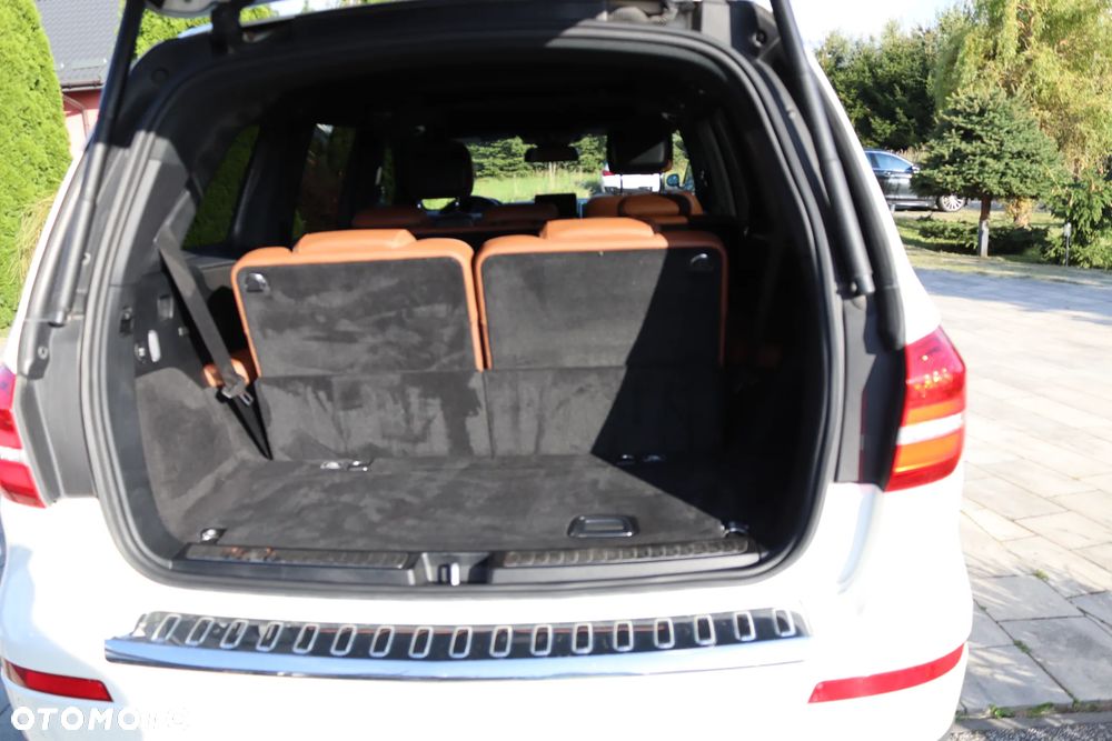 Mercedes-Benz GLS 400 4Matic 9G-TRONIC - 33