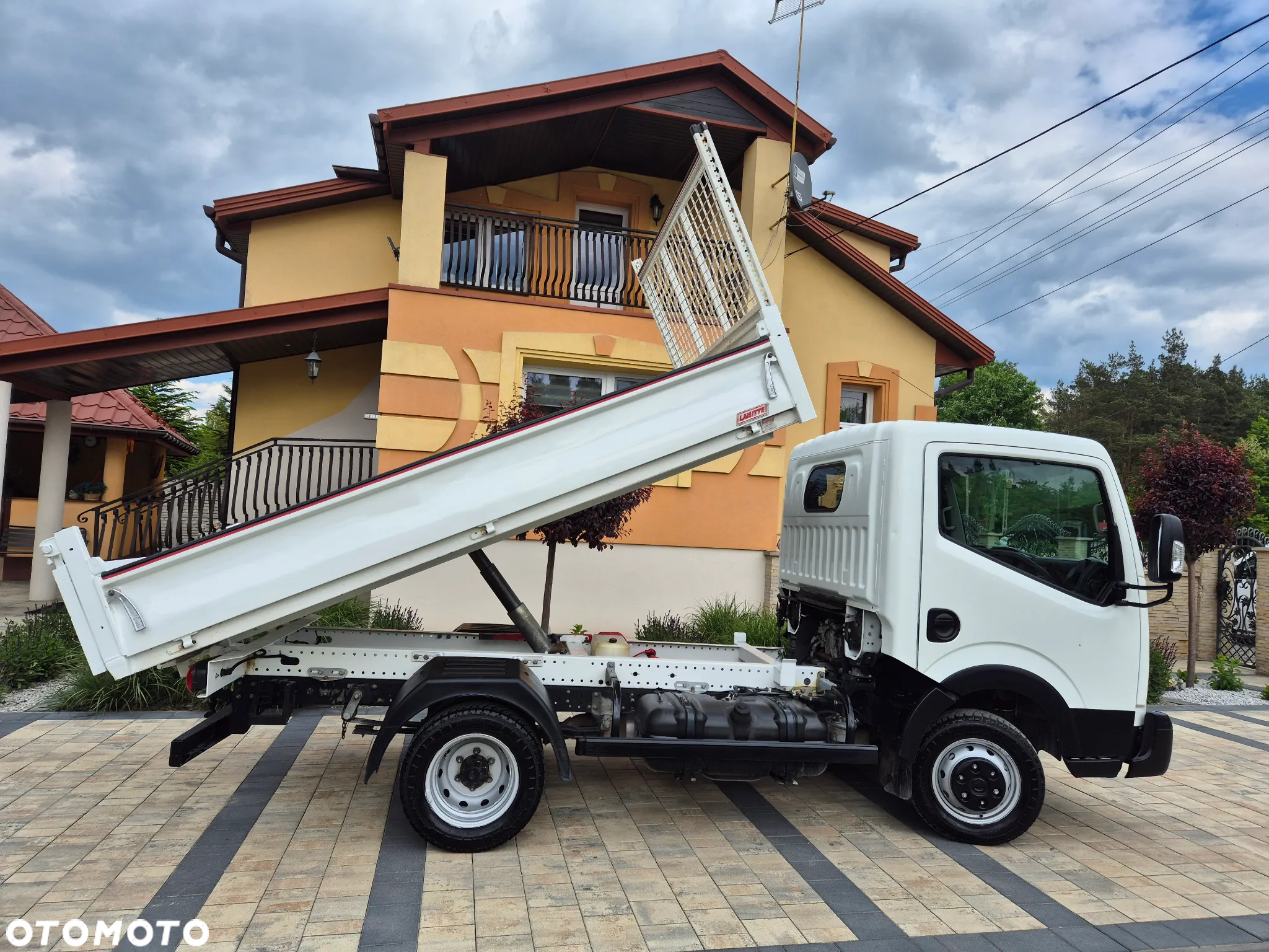 Nissan NT 400 CABSTAR 3.0 150KM KIPER WYWROTKA KLIMA - 6