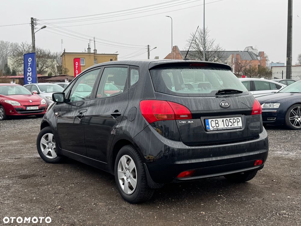 Kia Venga 1.6 CVVT Spirit - 12