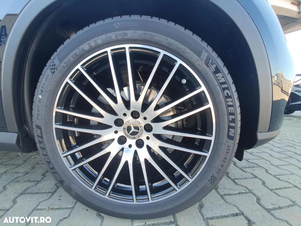 Mercedes-Benz GLC 220 d 4MATIC MHEV - 15