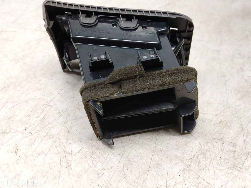 Grila ventilatie 68761jg00a Nissan X-Trail T31 [2007 - 2011] - 2