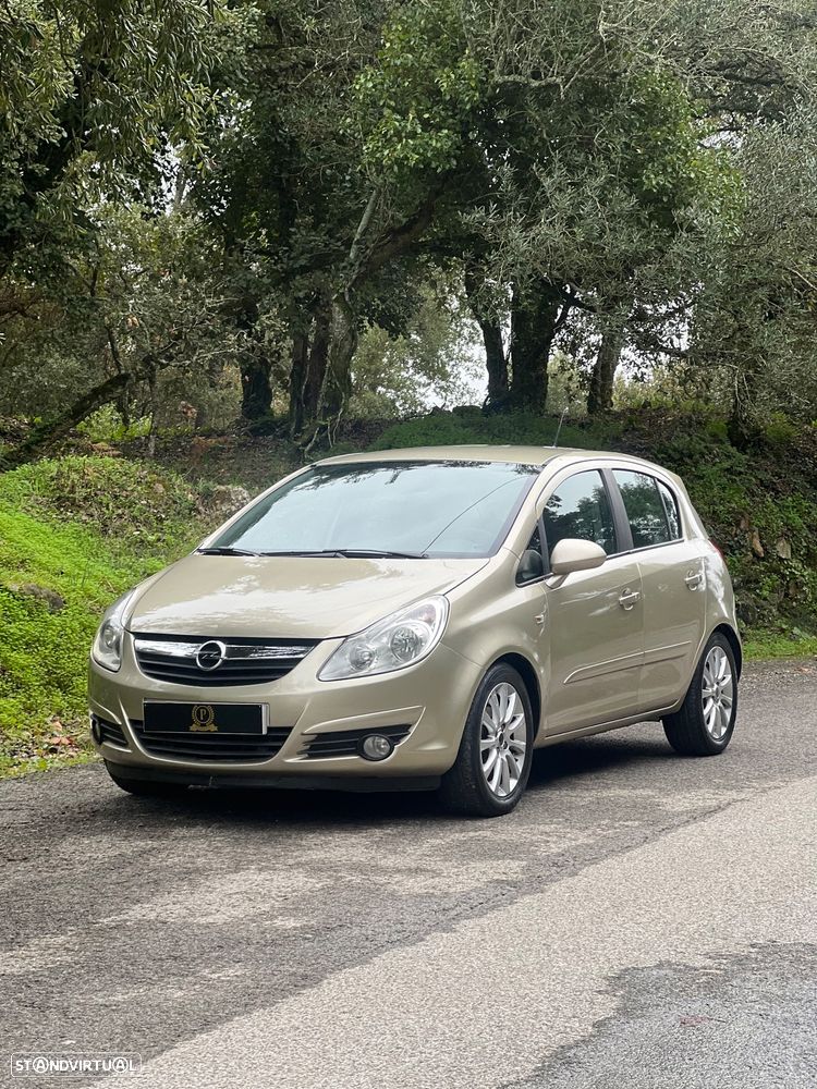 Opel Corsa 1.2 Cosmo Easytronic - 1