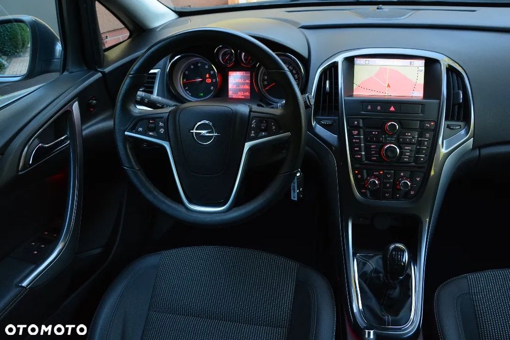 Opel Astra 1.4 Turbo Cosmo - 22