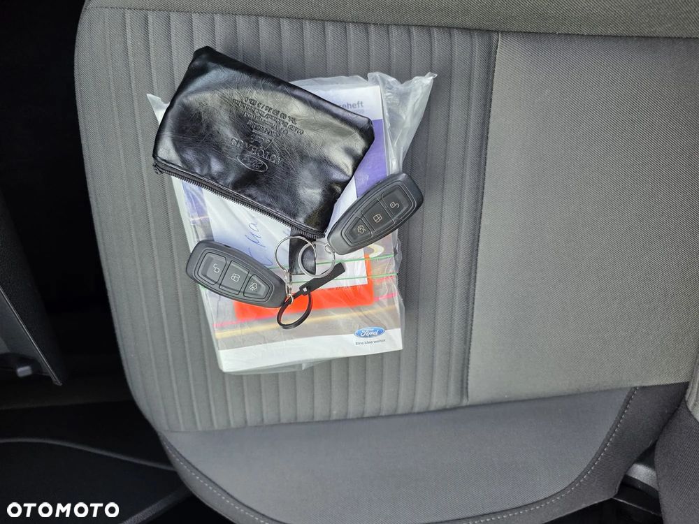 Ford C-MAX 1.0 EcoBoost Titanium ASS - 29