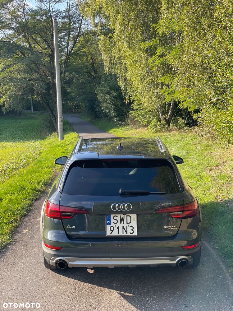 Audi A4 Allroad quattro 2.0 TFSI S tronic - 5