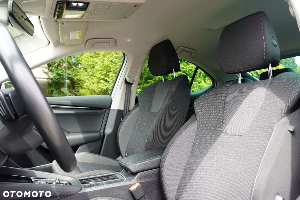 Skoda Octavia 2.0 TDI Ambition DSG - 15