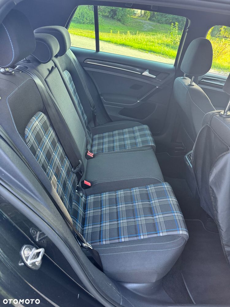 Volkswagen Golf 1.4 TSI Plug-In-Hybrid GTE - 26