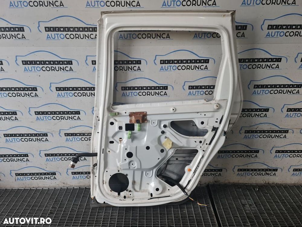 Usa Dreapta Spate Dacia Duster 2010 - 2013 SUV 4 Usi ALB (1304) - 2