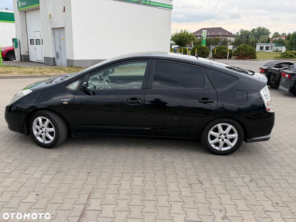 Toyota Prius 1.5 VVT-i Prestige - 8