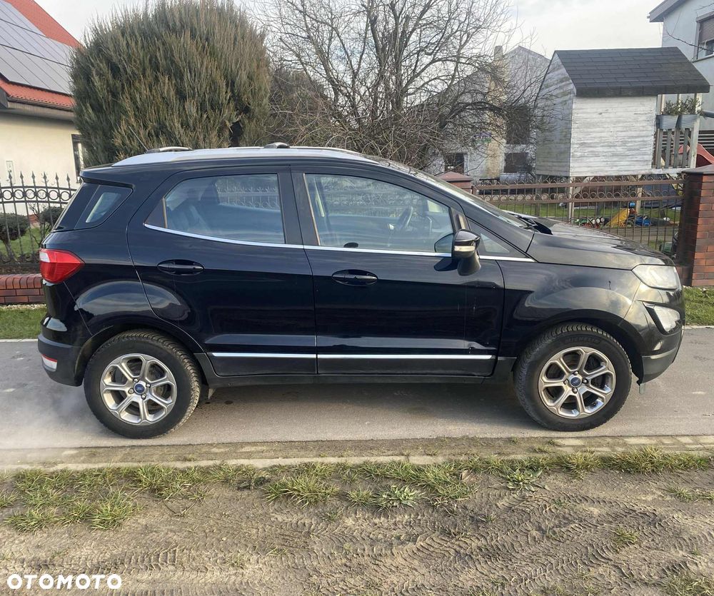 Ford EcoSport - 4