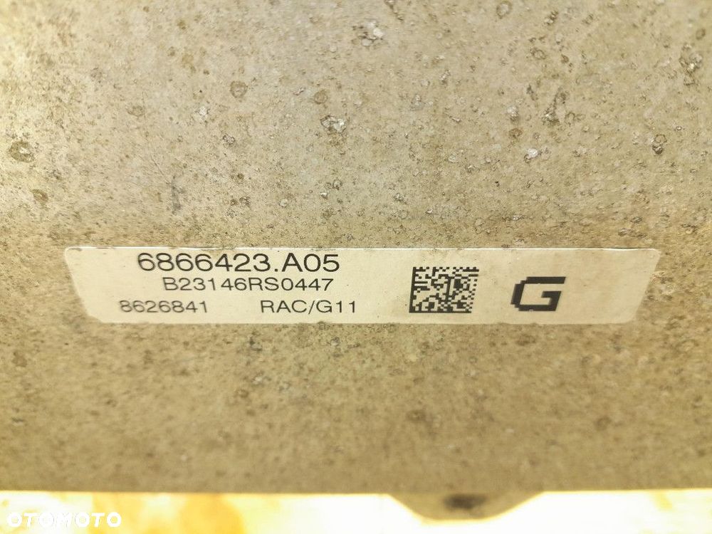 BMW 5 G30 G31 LCI 20- TOURING 3.0 D BELKA ZAWIESZENIA TYŁ WÓZEK 6866423 - 6